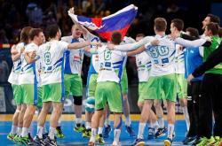 开云平台-挪威足球队在赛场上展现实力