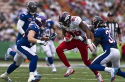 开云体育直播-天山脚下迎战萨城王权，爱德华兹连珠炮火锁定胜局