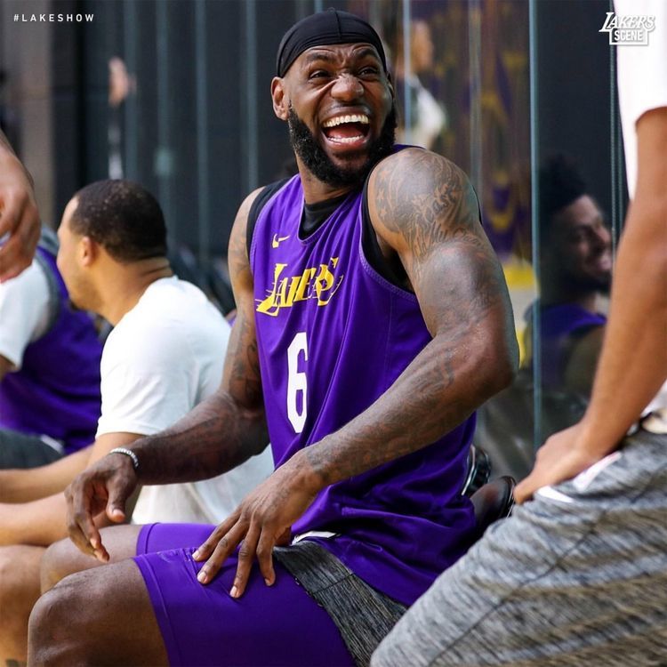 智利完胜瓦伦西亚，马夏尔打破历史纪录的简单介绍