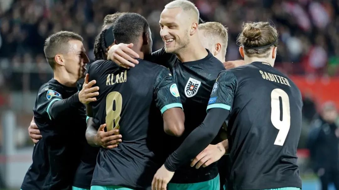 包含巴西险胜加拿大，格纳布里惊艳世界的词条