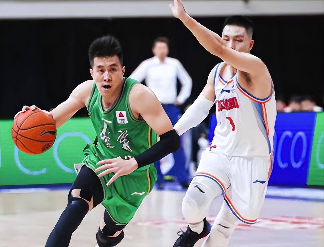 包含火箭轻取太阳，郭艾伦高光表现的词条