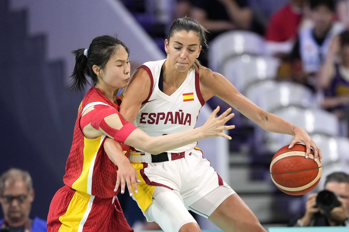 厄瓜多尔女篮在世界篮球赛场大放异彩的简单介绍