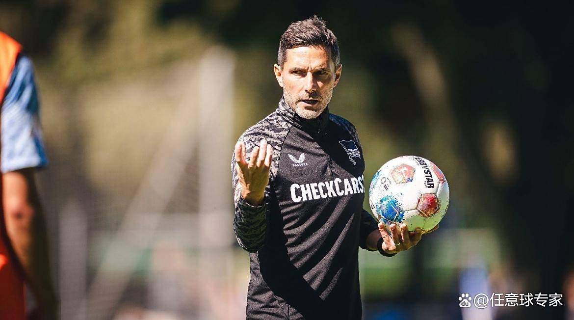 柏林赫塔队凭借进球差险胜，豪取三分的简单介绍