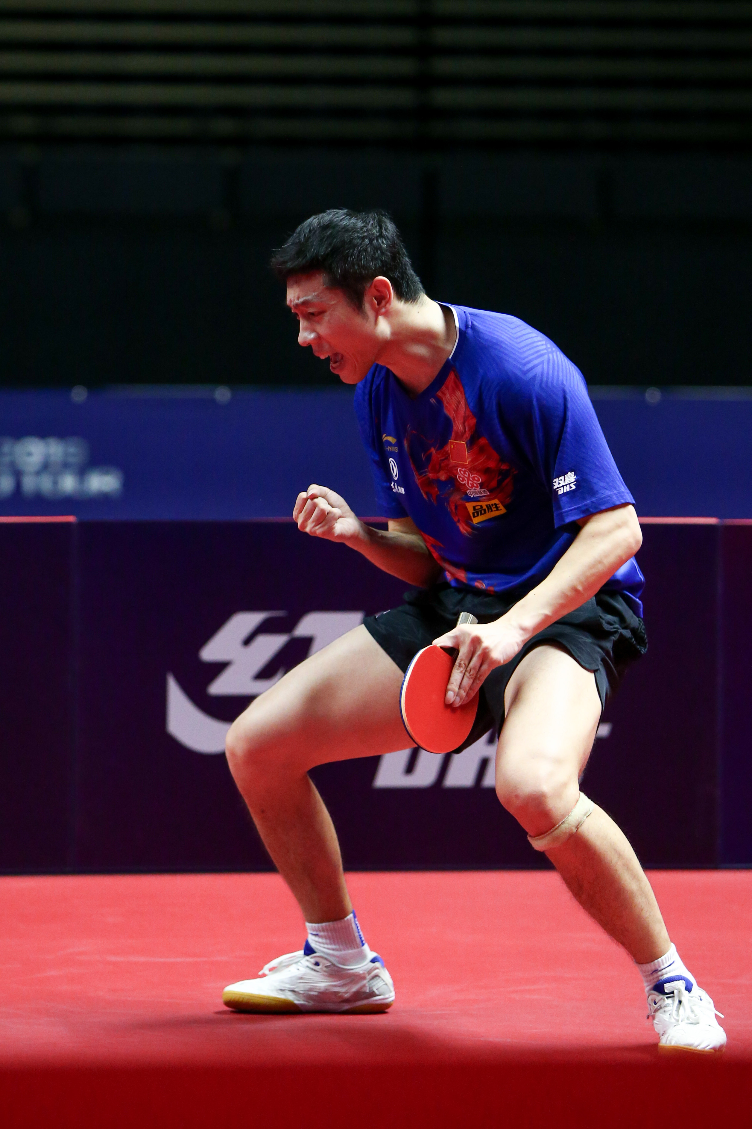 包含英国乒乓球队爆冷德国乒乓球队，许昕高光表现的词条