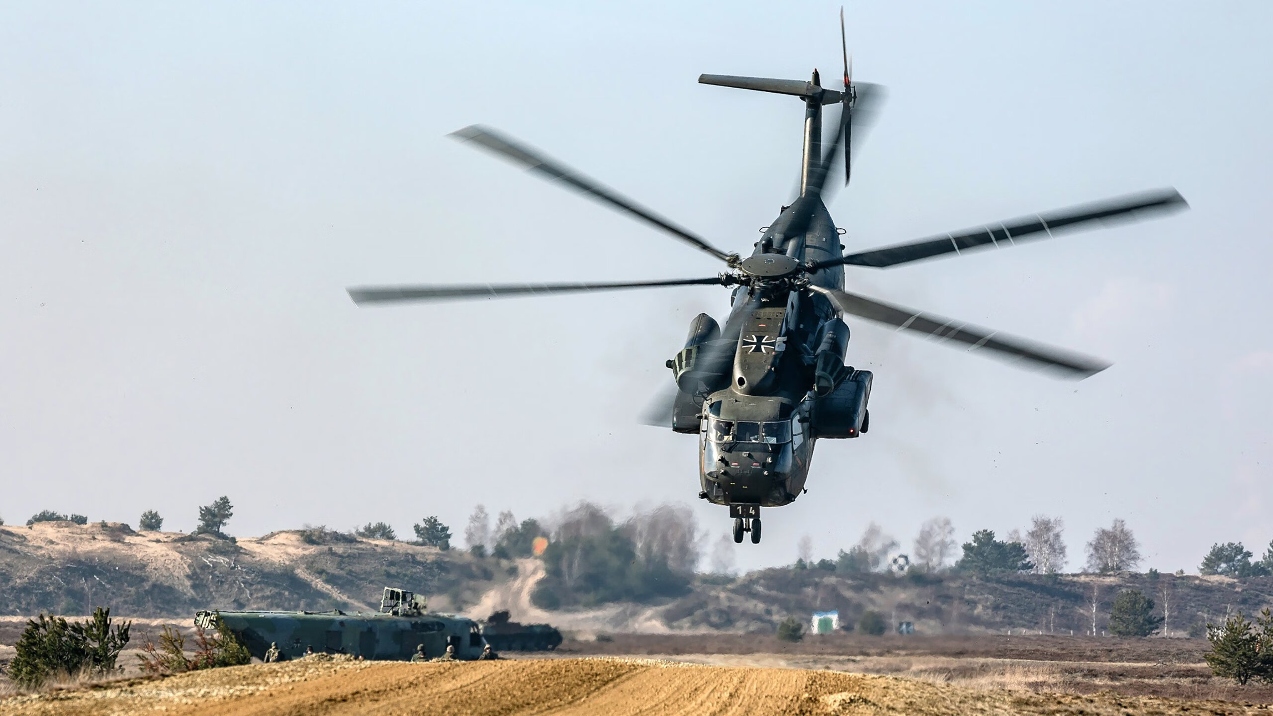 王权加冕之战,国王队攻防一体击溃开拓者,总决赛格局初现