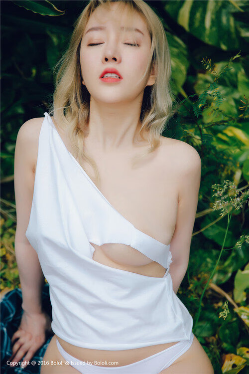 绝境中的英雄,格纳布里关键进球定乾坤,喀麦隆末节带走安哥拉