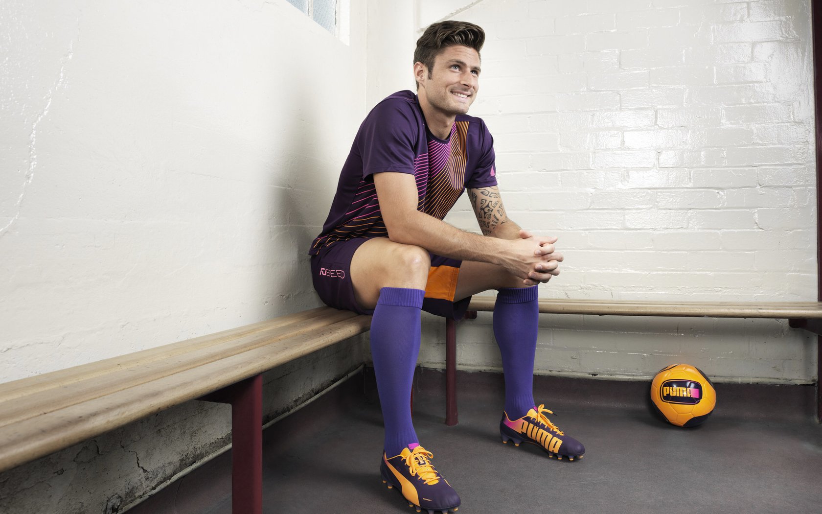 阿克关键一球定乾坤，里昂稳扎稳打力克希腊劲旅